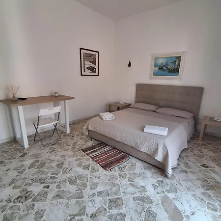 Dimora Anvi Pensión Bari